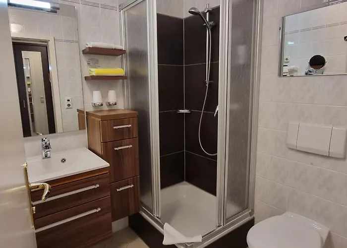 Rl Hotel